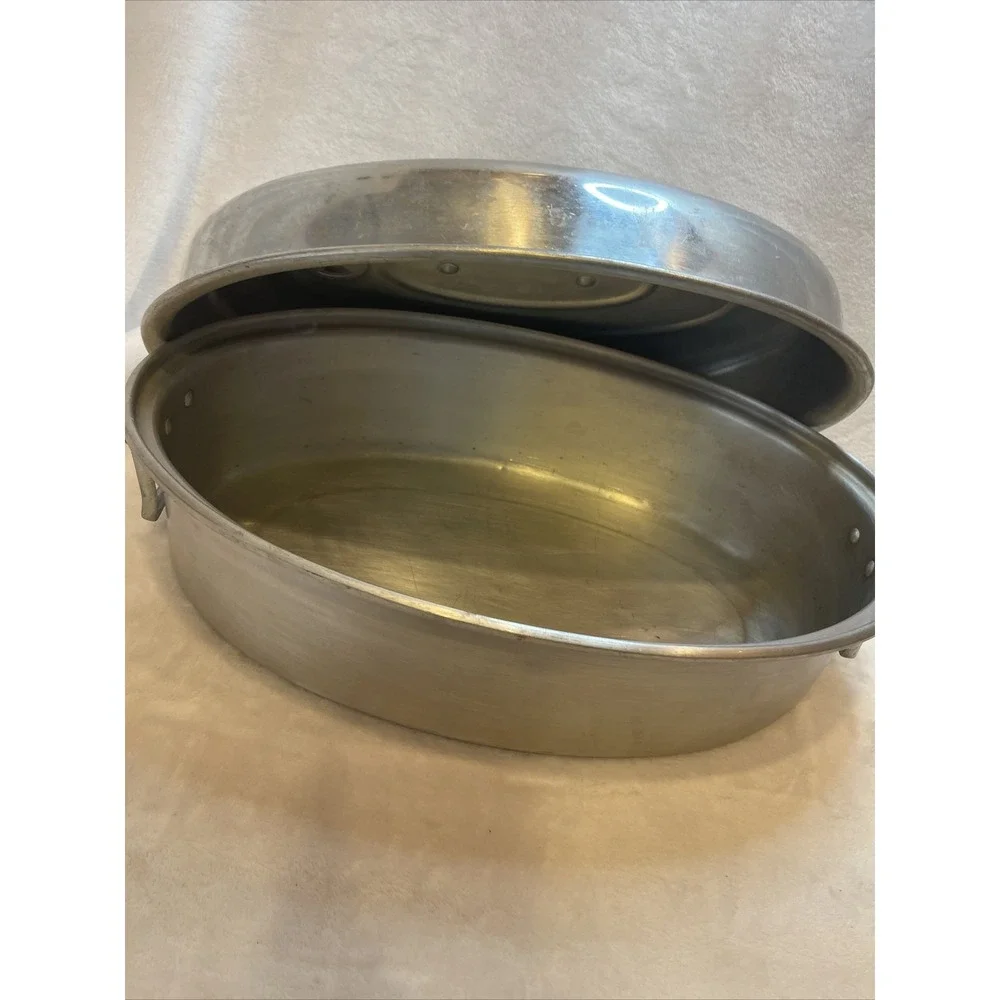 Vintage Oval Aluminum Roasting Pan with Domed Vented Lid Silver 18.5‎ Inch